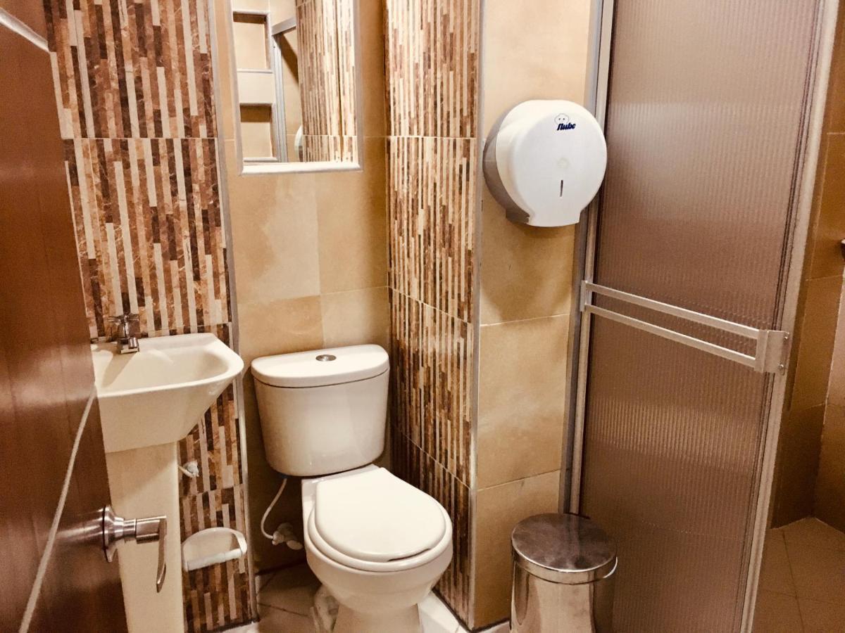 Caucasia Hotel Canoa Inn מראה חיצוני תמונה